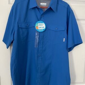 Columbia Men's Vibrant Blue Casual Button Down Shirt
